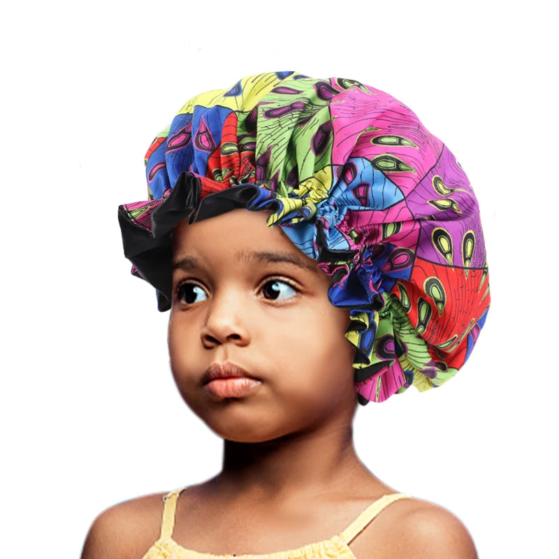 Bonnet en satin pour enfants