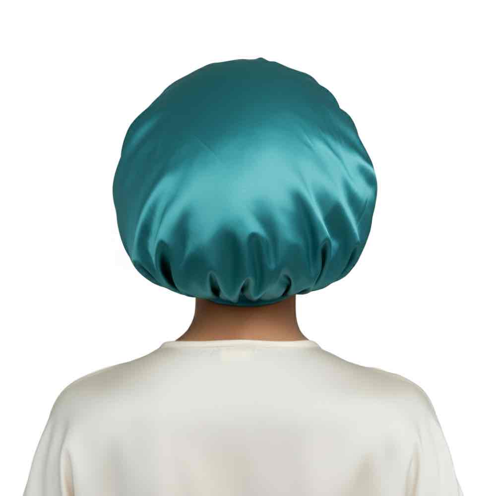 Bonnet avec intérieur en satin femme bleu de dos