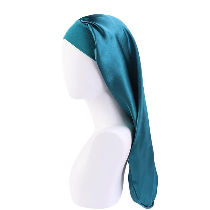 Bonnet satin cheveux longs multicolore – Féminité et brillance préservée