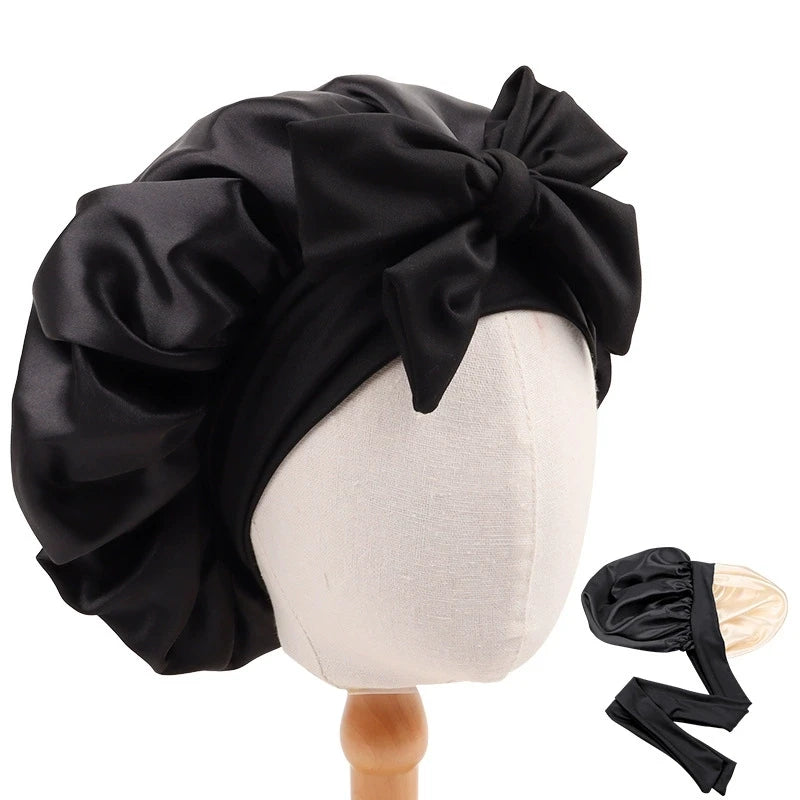Bonnet en satin enfant réglable – Ajustable pour plus de confort