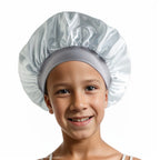 Bonnet en satin enfant – Douceur et protection des cheveux fragiles
