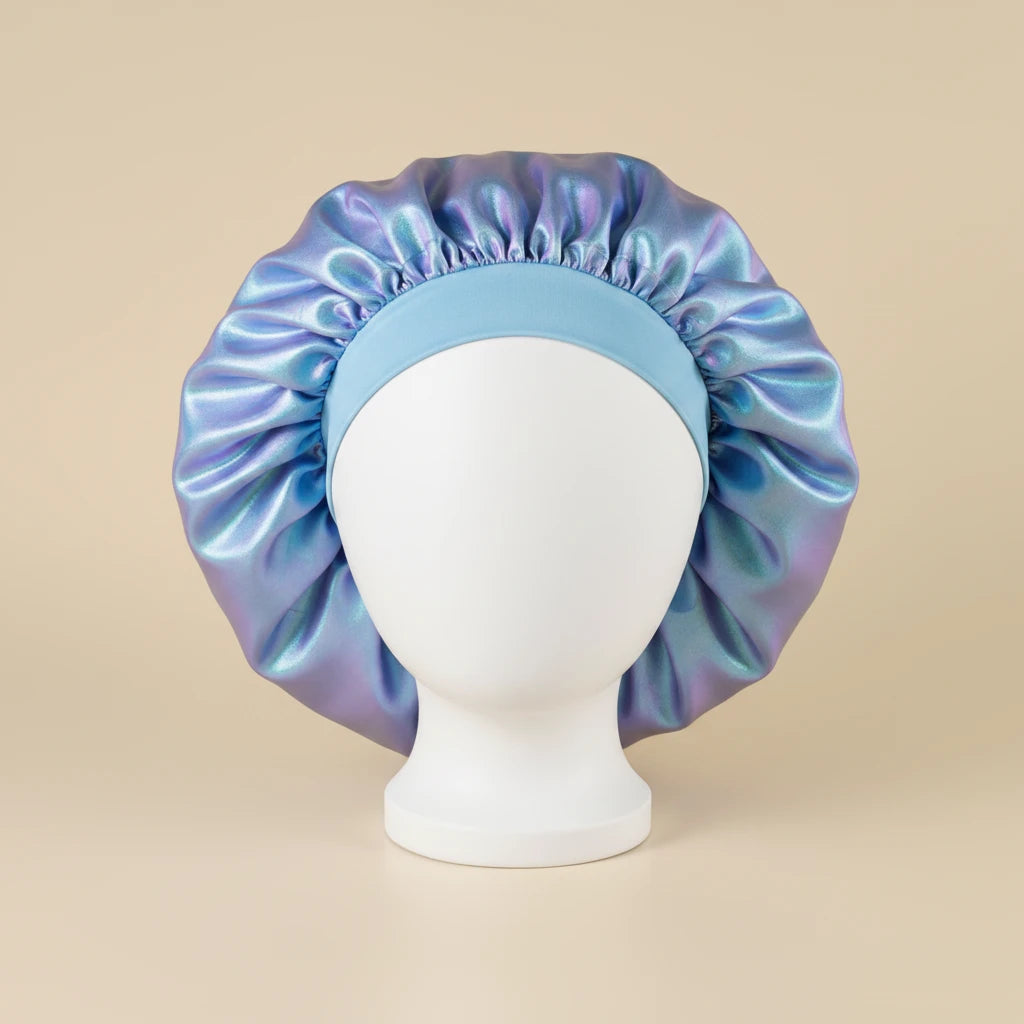 Bonnet de nuit en satin irisé coloris Bleu — packshot premium