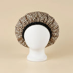 Bonnet intérieur satin imprimé animalier, motif léopard
