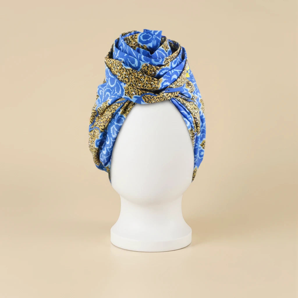 Turban en satin wax africain coloris Motif wax bleu — packshot premium